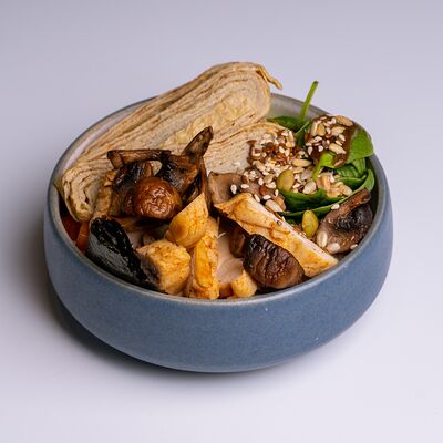 Боул с курицей в Boost по цене 660 ₽