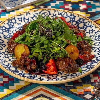 Салат с куриной печеньюв ЁRZOON по цене 620 ₽