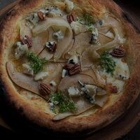Пицца Груша и горгонзола в Voodoo bar