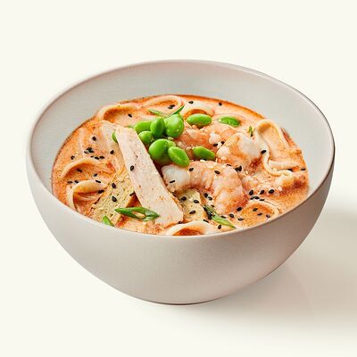 Суп Рамен Том ям с курицей и креветкой в Вкусномаркет по цене 399 ₽