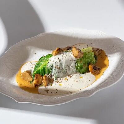 Ленивые голубцы из кролика с белыми грибами и трюфелем в Ribambelle по цене 1300 ₽