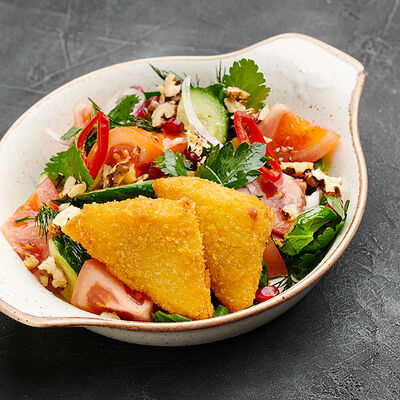 Овощной салат по-грузински с сыром сулугуни в Гранат по цене 420