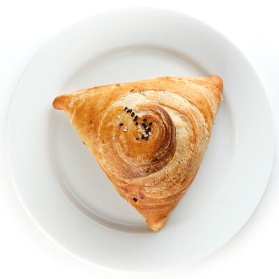 Самса с рубленой курицей в Три жены по цене 87