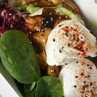 Тост с курочкой Терияки в Camon Cafe