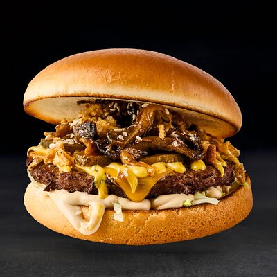 Бургер грибной кимчи в Gellert Bar по цене 640 ₽