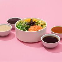 Поке с лососем в Ихтус