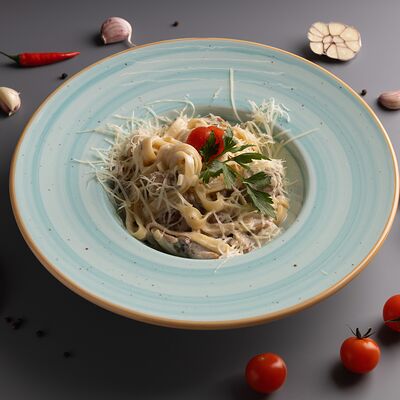 Паста Тальятелле в сливках с грибами и пармезаном в Активити парк по цене 510 ₽