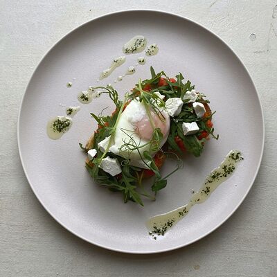 Брускетта с айваром, яйцом и сыром фета в Lemon Tree на 25 октября 47 по цене 432 ₽