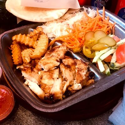 Шаверма на тарелке в Шава Ама по цене 609 ₽