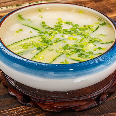 Суп с рыбой и огурцом в J.Z. Peking Duck по цене 1970 ₽
