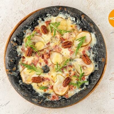 Пицца Блэк с грушей,голубым сыром и орехом пекан 28см в Пицца Пи по цене 599