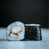 с курицей мини в Inari Суши
