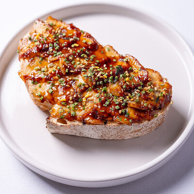 Угорь, сливочный сыр, унаги-соус в Бистро Рыба Мечты по цене 850 ₽