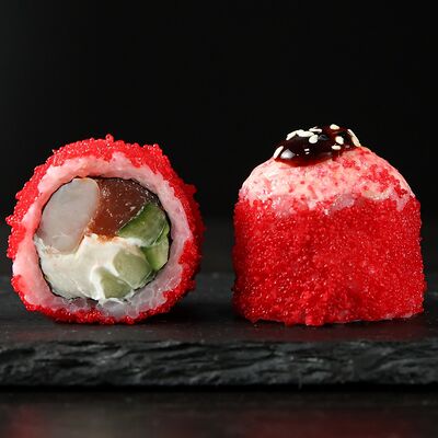 Монако ролл запеченныйв Loca Pizza по цене 770 ₽