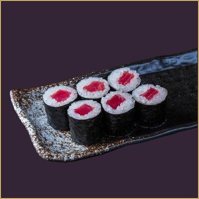 Ролл Тунец маки в Happy Fish Premium по цене 371 ₽