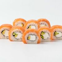 Филадельфия с авокадо в Toka Sushi