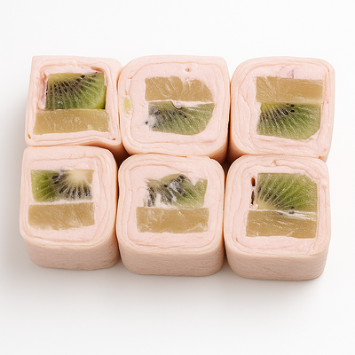 Ролл сладкий клубничный в Verona по цене 589 ₽