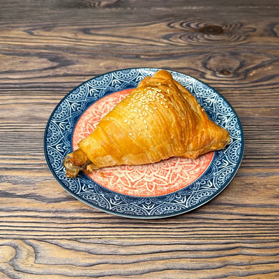 Самса с голенью в Плов & Лагман по цене 110 ₽