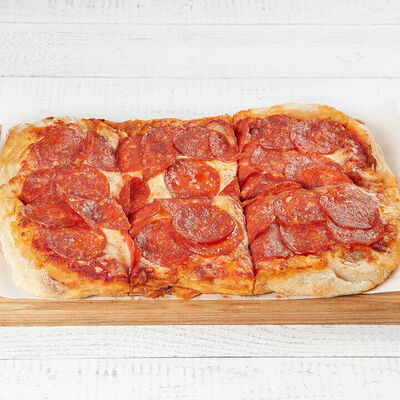 Пицца пеперонни в АндерСон по цене 880 ₽