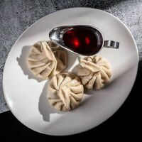Хинкали с бараниной в Дюшес