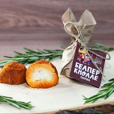 Сыр Белпер Кнолле (паприка) в Магазин крафтовых сыров имороженого Creme & Caramel по цене 220 ₽