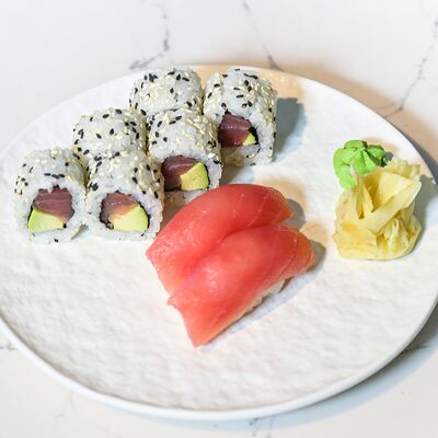 Сет ролл тунец и нигири тунец в Delicates Club по цене 1025 ₽