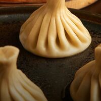 Хинкали Сулугуни и Шпинат в Ararat Wine