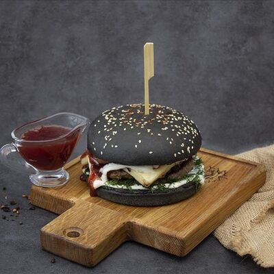 Бургер Black Cheese в Бургер удачи по цене 820 ₽