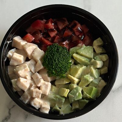 Боул с куриной грудкой в Роллбург по цене 850 ₽