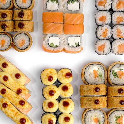 Сет Праздник в Филка роллы по цене 2673 ₽