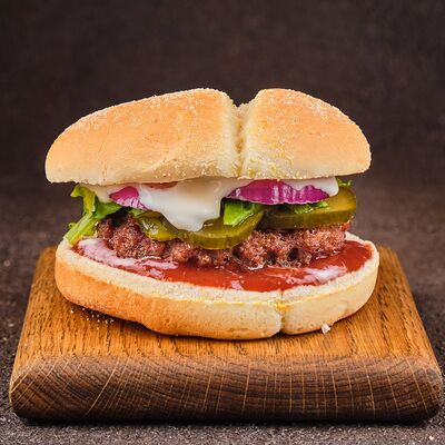 Гамбургер в Альфа-Бургер по цене 300 ₽