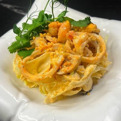 Салат Том-ям в Kirova street по цене 440 ₽