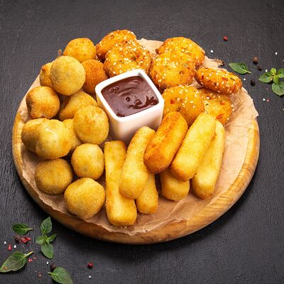 Ассорти закусок Сырное в Crazy Brothers по цене 940 ₽