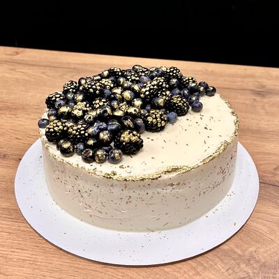 Торт Праздничный в Nu Natali Cakes по цене 3800 ₽