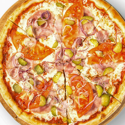 Пицца Венецианская в Яем по цене 450 ₽