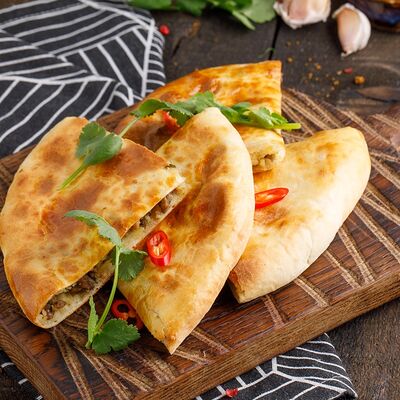 Пирог с картофелем и говядиной в Баклажан в ТЦ 