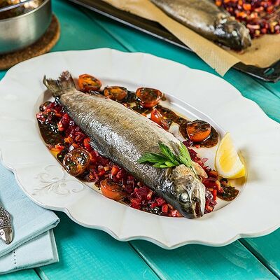Стерлядь запеченная с овощами в Бакинский Chef по цене 6845 ₽
