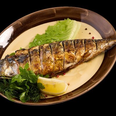 Скумбрия на углях в Августин по цене 670 ₽