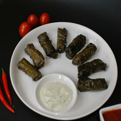 Долма в Шашлычок по цене 390 ₽