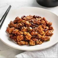 Курица с арахисом острая Гун Бао в Облака Китая