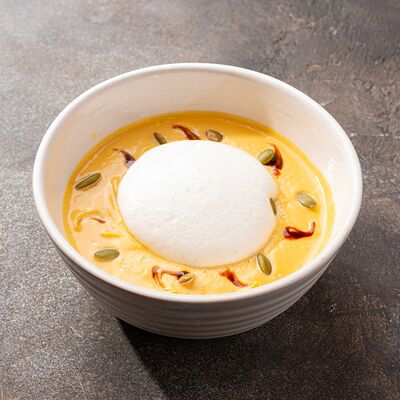 Крем-суп из тыквы с муссом из козьего сыра в Sesilia по цене 530