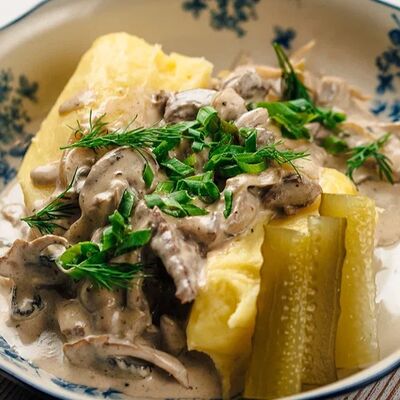 Бефстроганов из говядины в Москва по цене 960 ₽