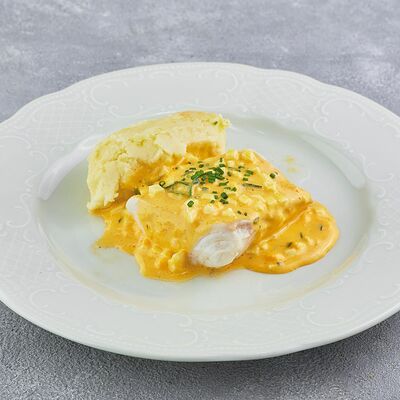 Филе судака по-польски с картофельным пюре в Царь по цене 1090 ₽