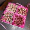 Бокс с ягодами в молочном шоколадев Suleimans Cafe Halal по цене 16700