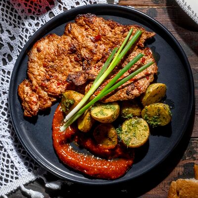 Свинина по-мегрельски в Хачапури Марико по цене 685 ₽