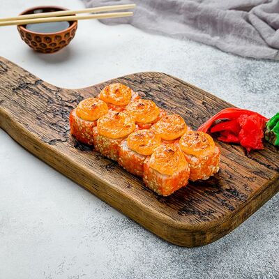 Запеченный ролл Окая в King WokRoll по цене 480 ₽