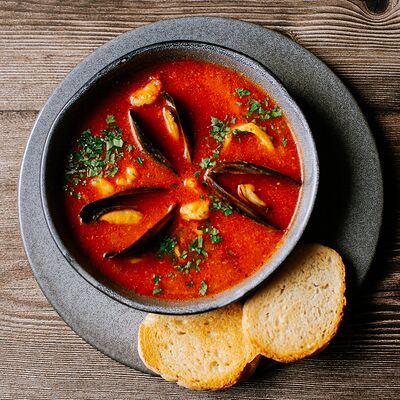 Суп с морепродуктами в Gioffre по цене 600 ₽