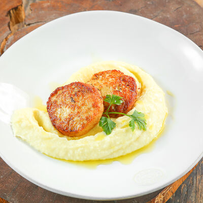 Котлеты из индейки с картофельным пюре в Сыроварня по цене 650