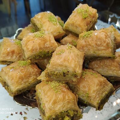 Пахлава турецкая с фисташкой в Buta Sweets по цене 150 ₽