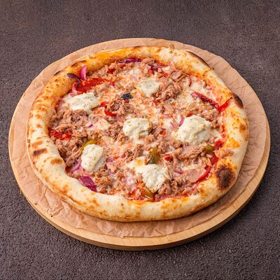 Пицца Тонно в Cosmo пицца пучча по цене 1032 ₽